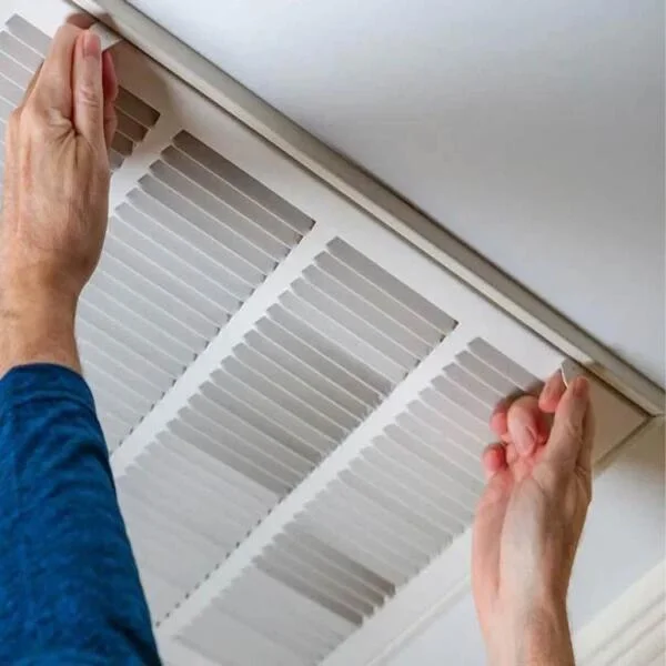 Lỗi thường gặp khi lắp màng lọc HEPA: Máy kêu to, gió yếu, mùi lạ và cách khắc phục