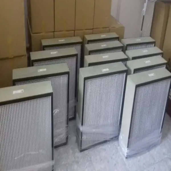Sử dụng màng lọc không khí HEPA trong hệ thống HVAC nhà xưởng, kho lạnh, gara ô tô