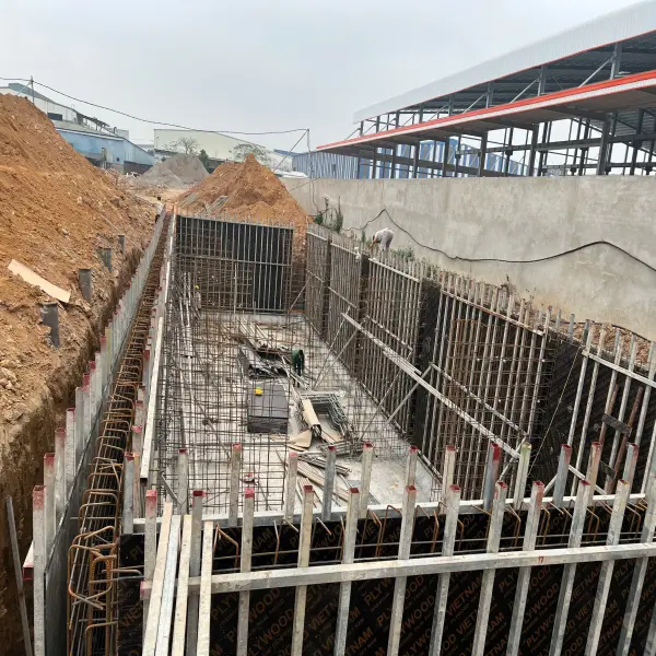 thi-cong-nha-xuong-san-xuat-bao-bi-pe-10