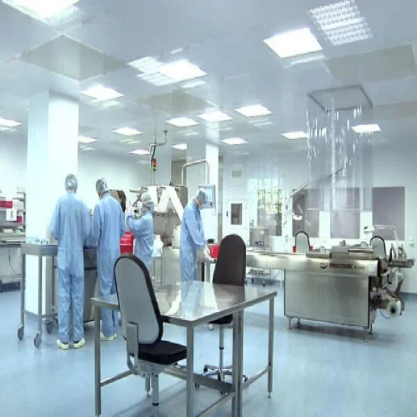 thi-cong-phong-sach-gmp-3