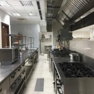 san-polyurethane-bep-trung-tam-1