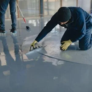 son-polyurethane-dang-vua-goc-nuoc-phien-ban-chong-truot-6