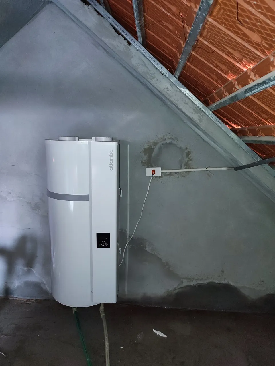 cong-nghe-dot-pha-nao-giup-may-bom-nhiet-heat-pump-atlantic-khac-biet-so-voi-doi-thu