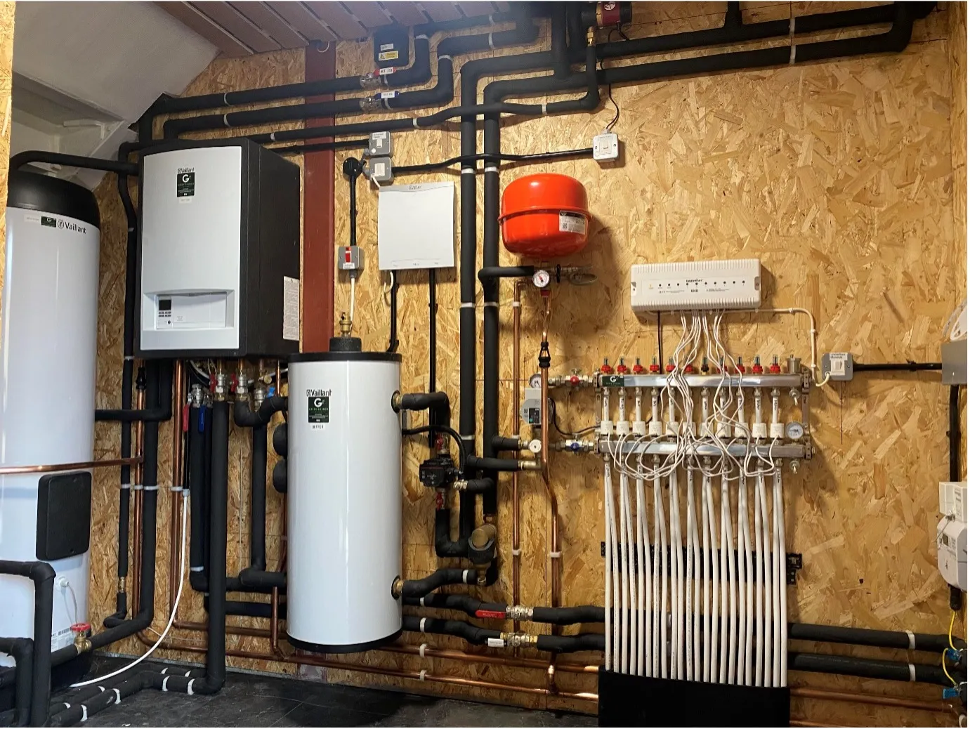 bao-gia-may-nuoc-nong-bom-nhiet-heat-pump-cho-truong-hoc