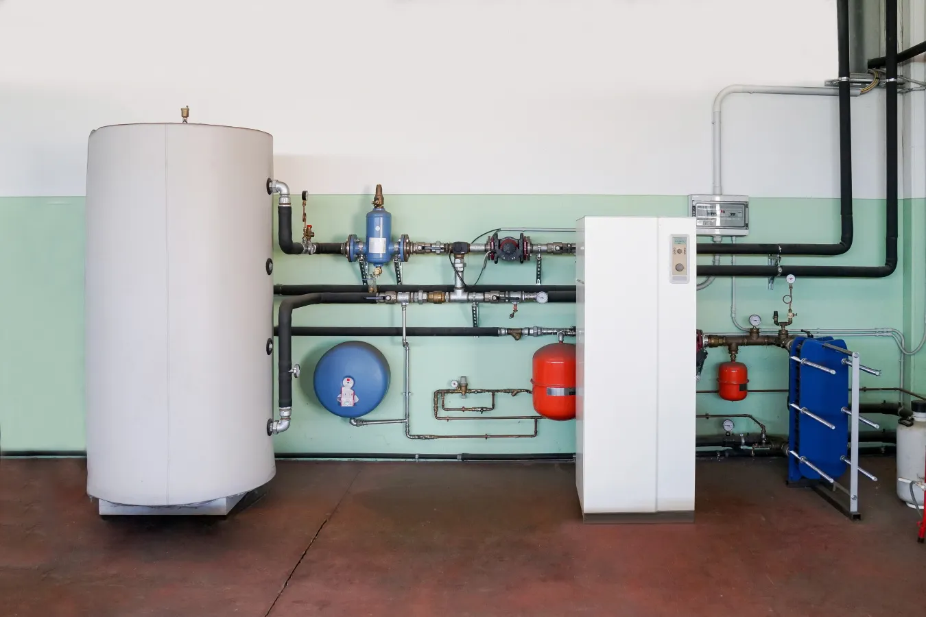 tai-sao-nen-chon-mua-va-lap-dat-heat-pump-lam-dong-tai-tong-thau-fdi-care