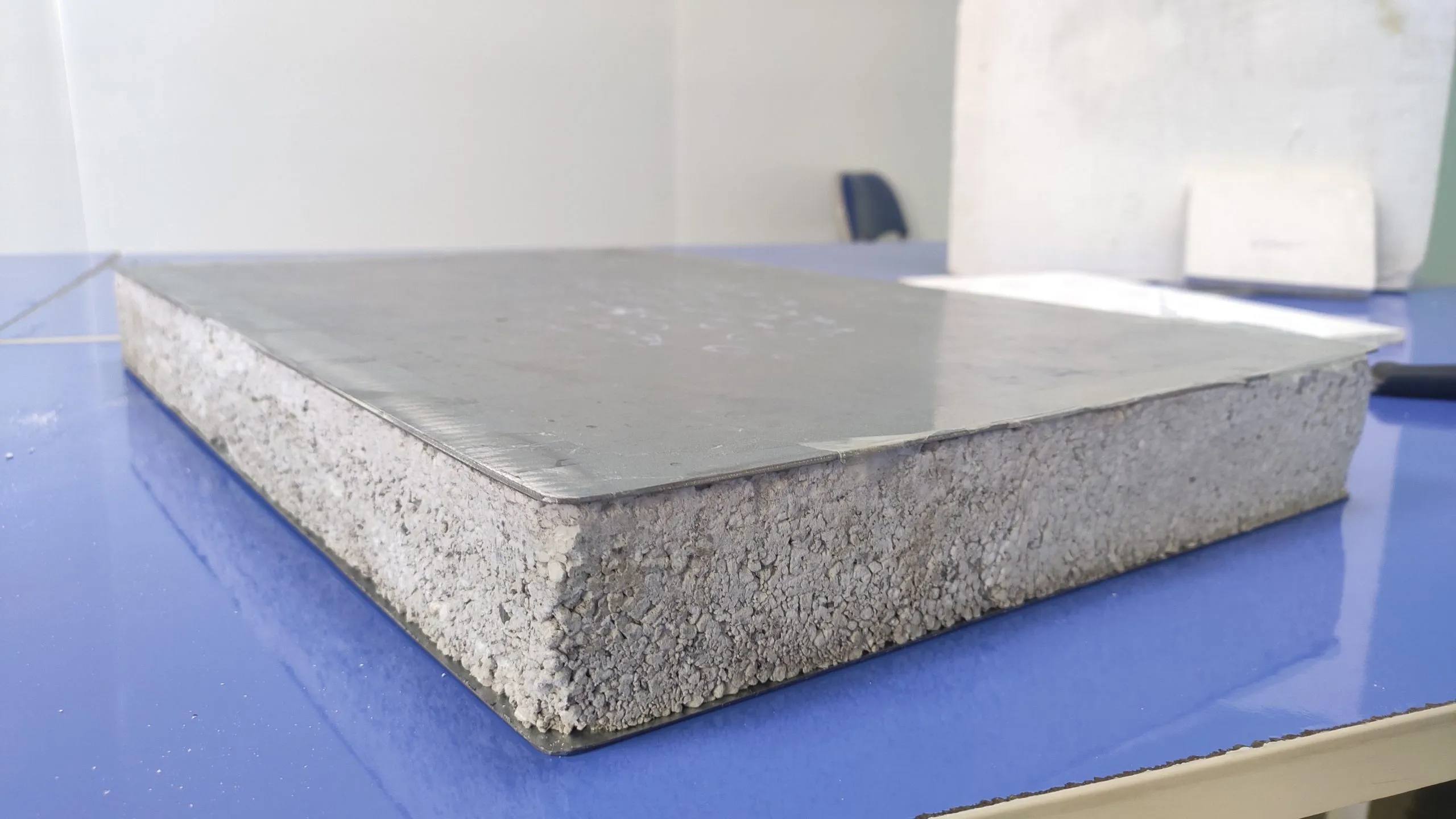 bao-gia-vach-panel-chong-chay