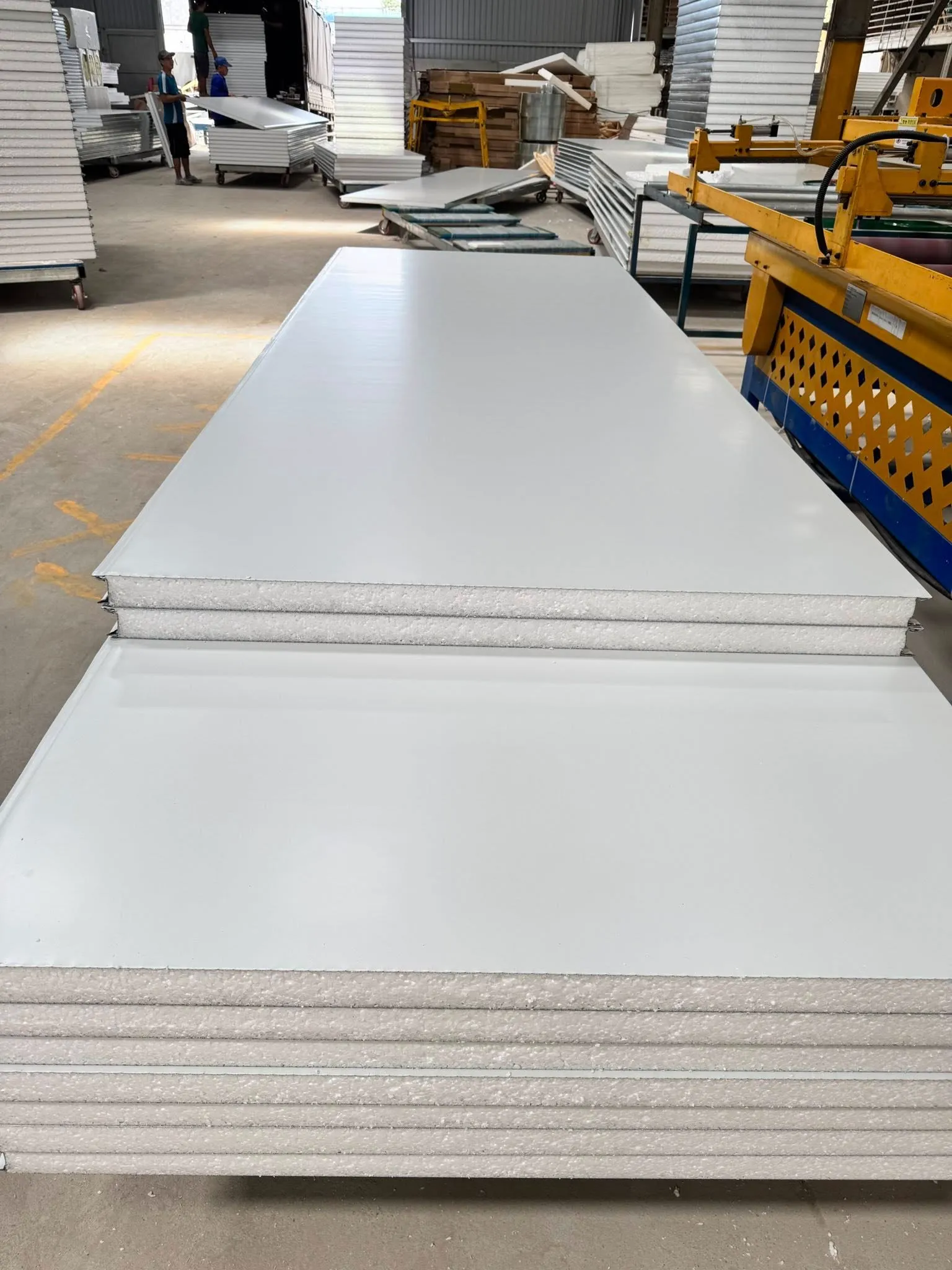 panel-xop-cach-nhiet-3