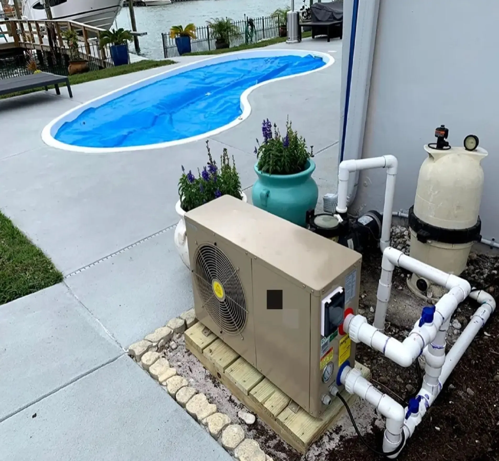 bao-gia-may-nuoc-nong-bom-nhiet-heat-pump
