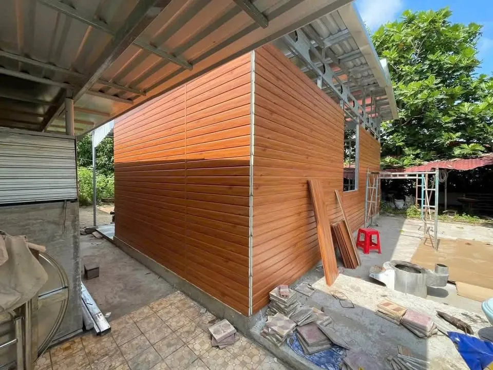 ung-dung-da-nang-cua-tam-panel