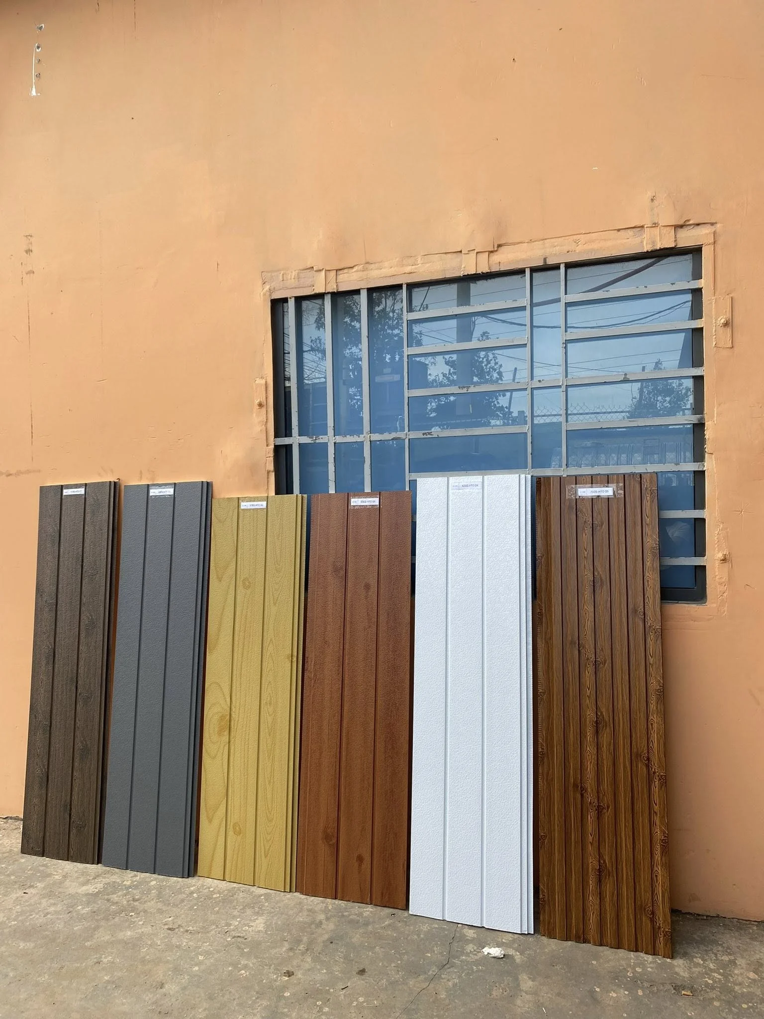 ung-dung-thuc-te-cua-tam-panel-van-go