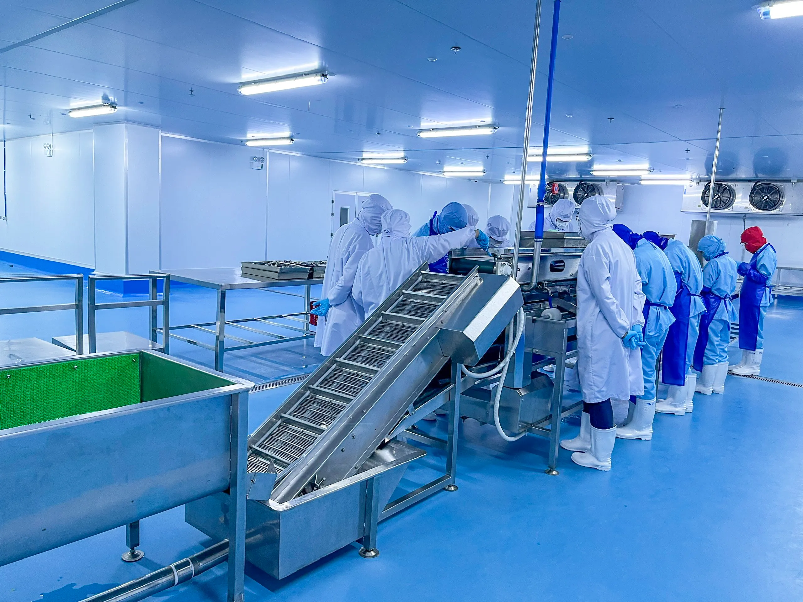 bao-gia-thi-cong-san-pu