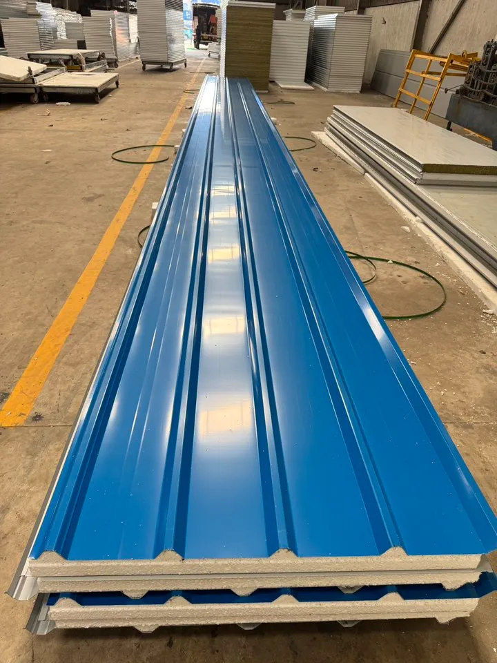 ton-panel-cach-nhiet-la-gi