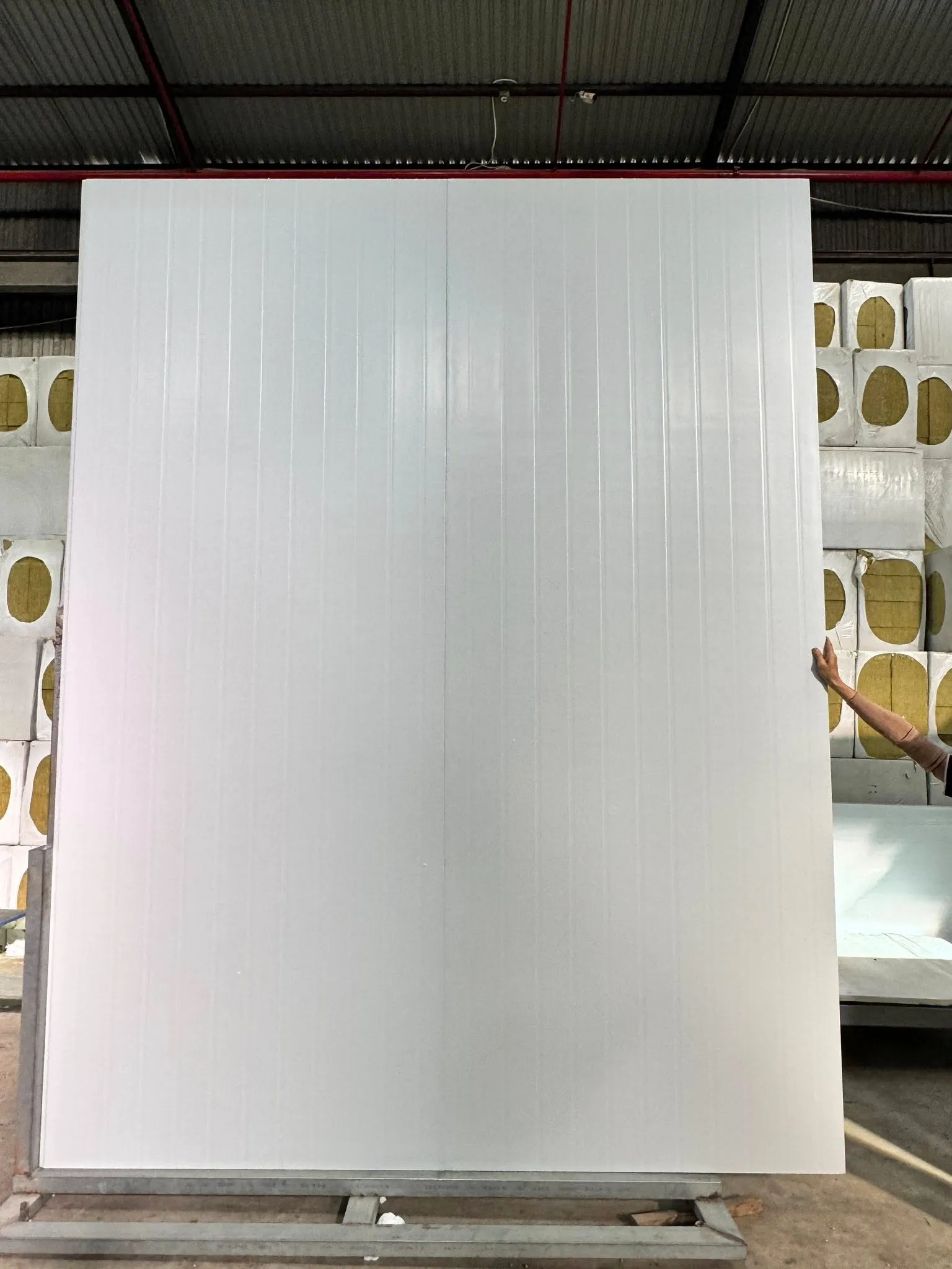 cau-tao-cua-vach-panel-trong-nha