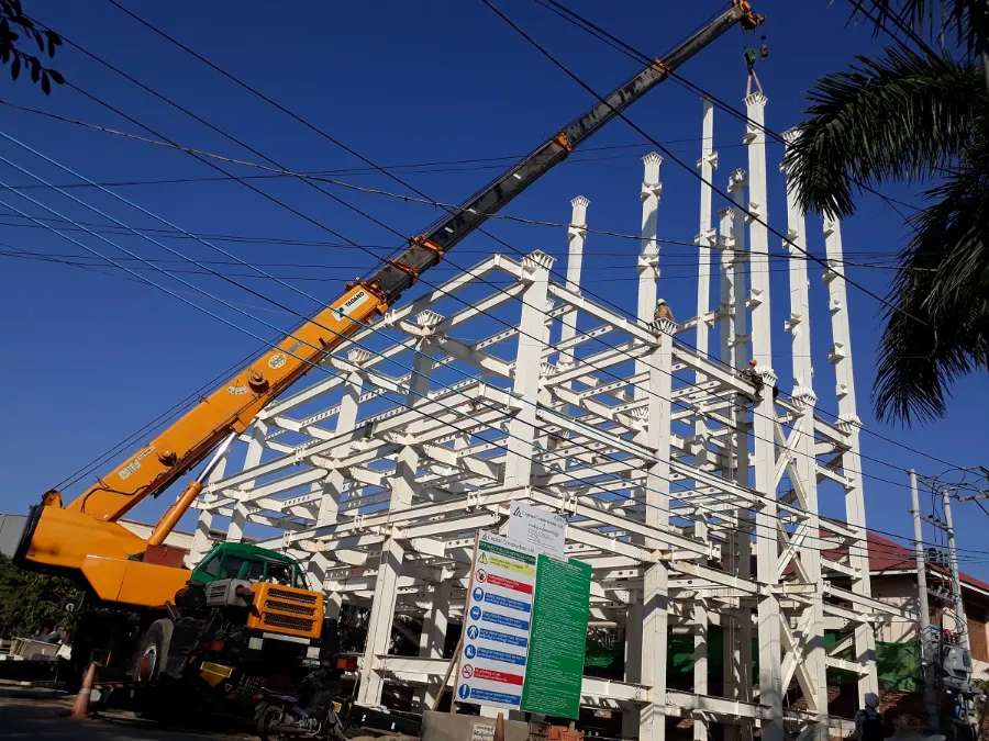 viec-ung-dung-san-pham-tu-cac-nha-may-san-xuat-ket-cau-thep-mang-lai-loi-ich-gi