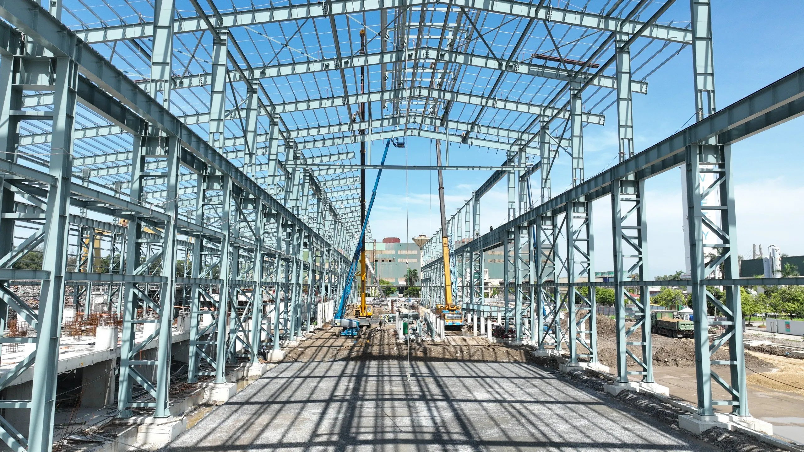 bien-phap-lap-dung-ket-cau-thep-tai-cong-truong