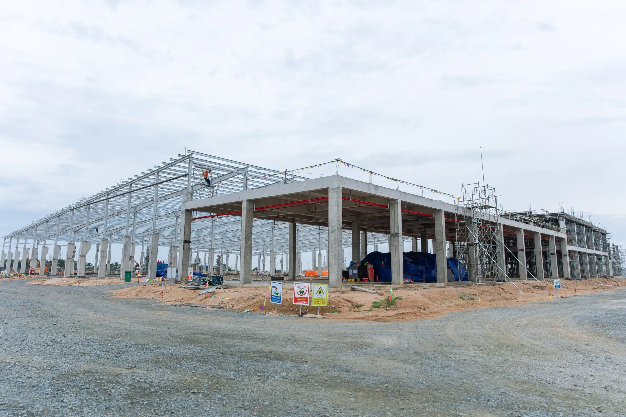 quy-trinh-thi-cong-nha-xuong-cong-nghiep-chuan-quoc-te-dien-ra-ra-sao