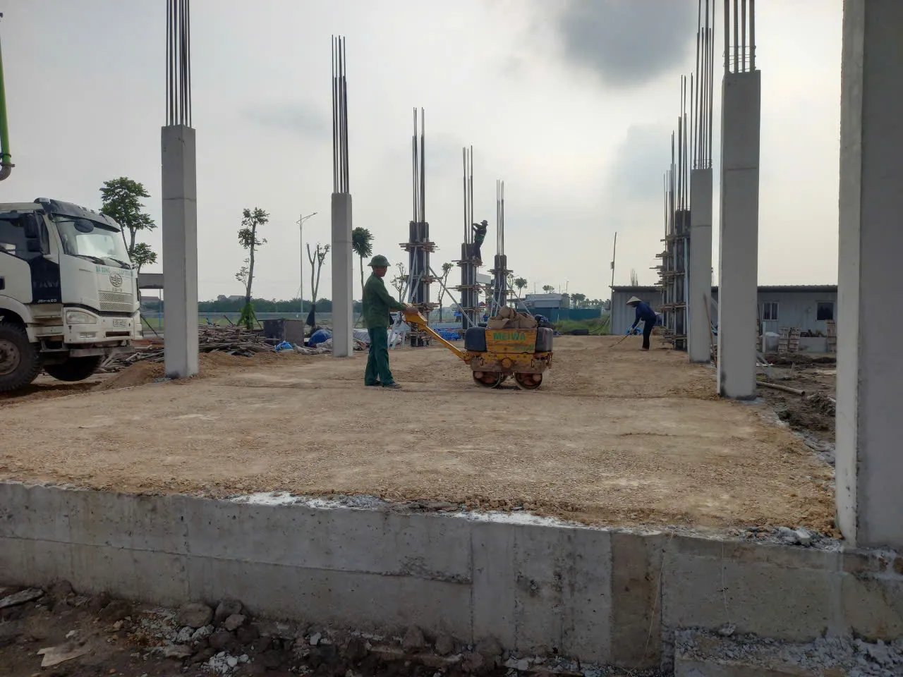 quy-dinh-ro-nhan-hieu-vat-lieu-panel-va-thiet-bi-me