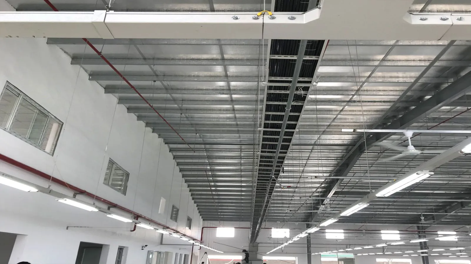 bang-bao-gia-thi-cong-nha-xuong-tron-goi