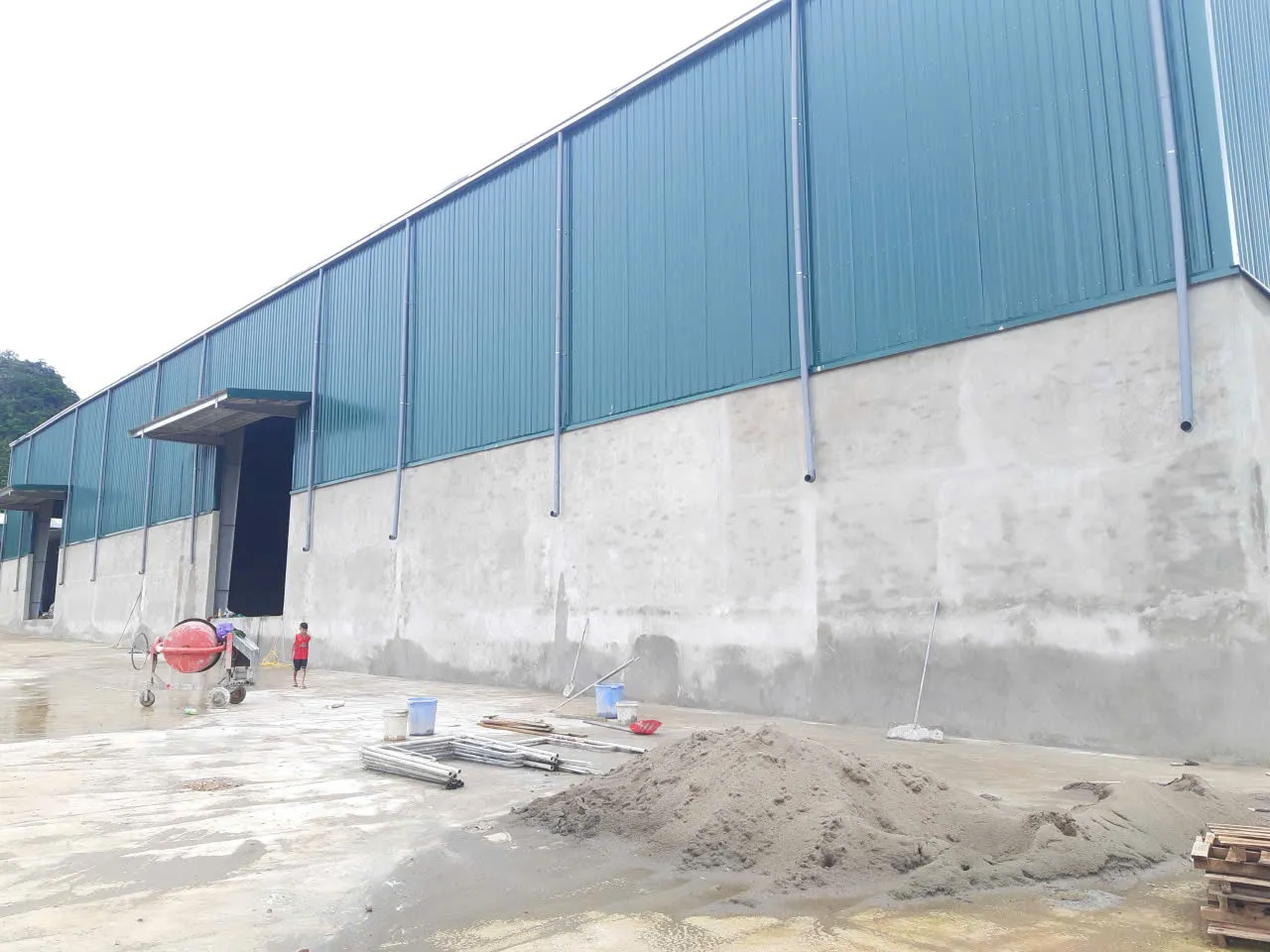 gia-thi-cong-nha-xuong-thep-tien-che-tai-son-la