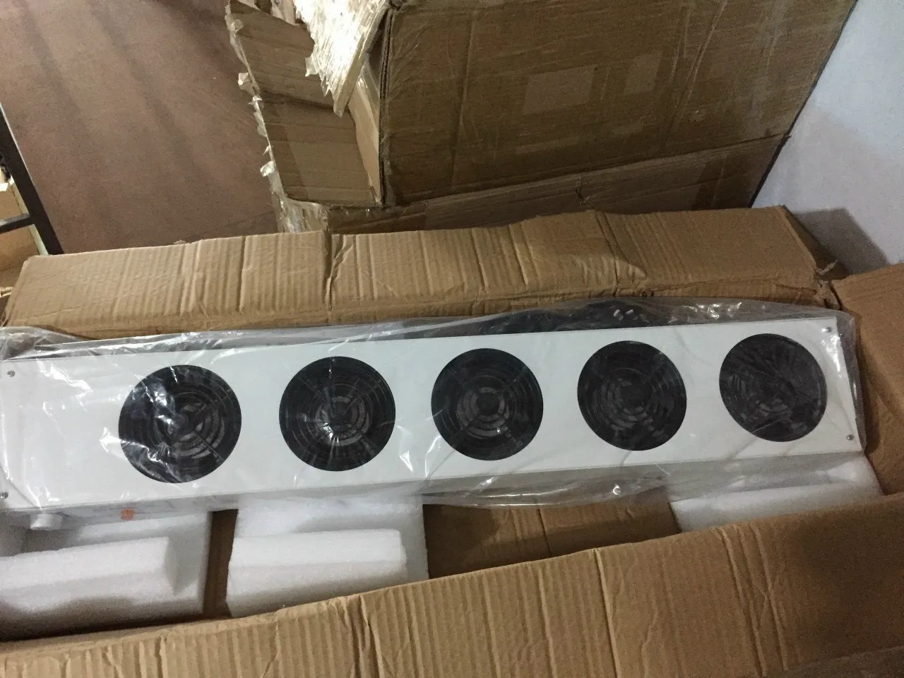 tac-dung-cua-quat-ion-trong-cong-nghiep-in-an-la-gi