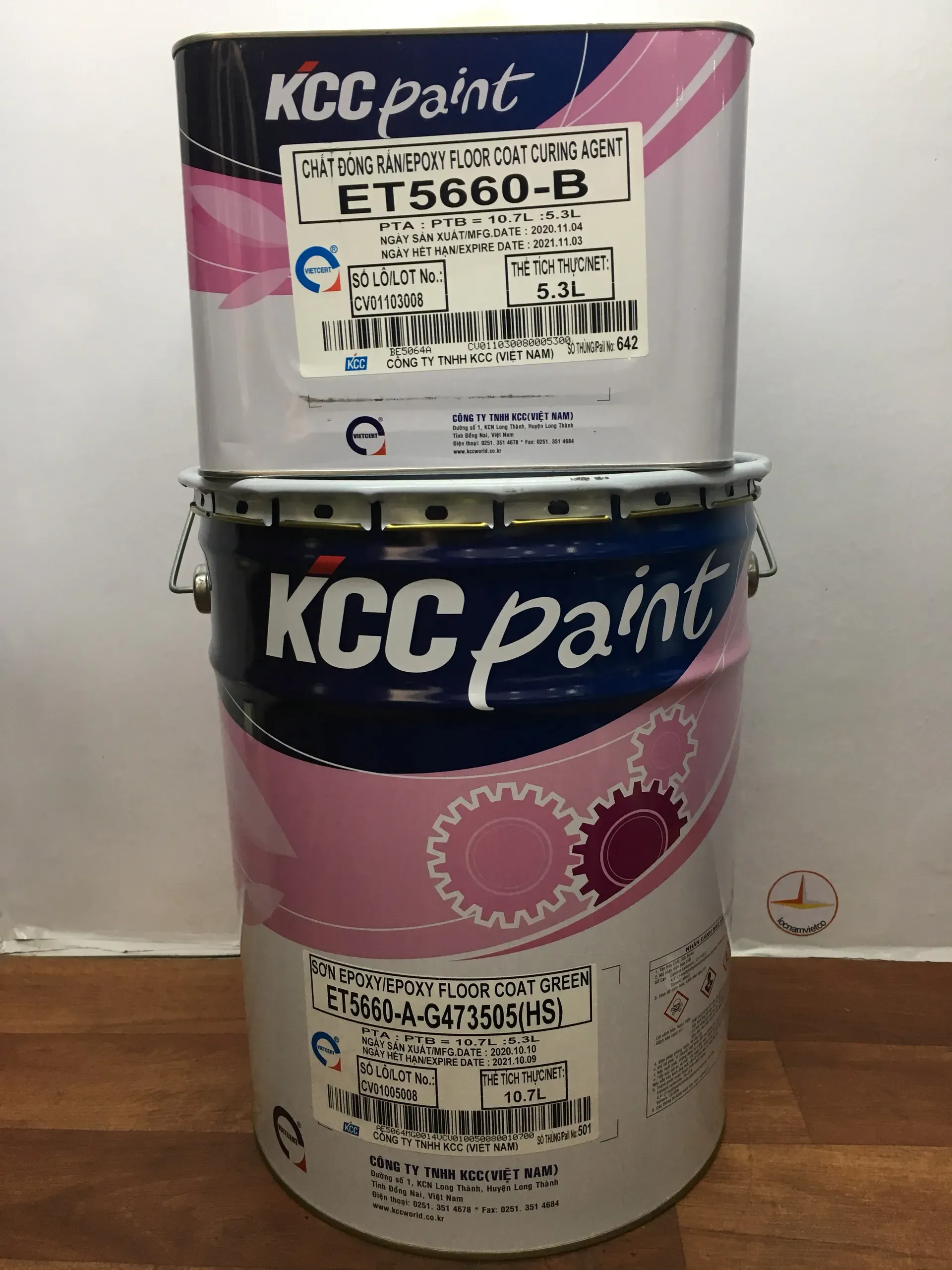 son-epoxy-kcc-et5660-la-gi-va-co-cau-tao-hoa-ly-diem-gi-vuot-troi
