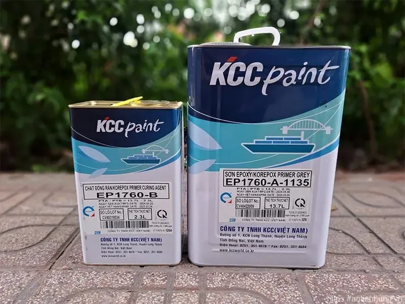 son-lot-epoxy-kcc-ep1760-la-gi-va-tai-sao-bam-dinh-vuot-troi-tren-kim-loai-ma-kem
