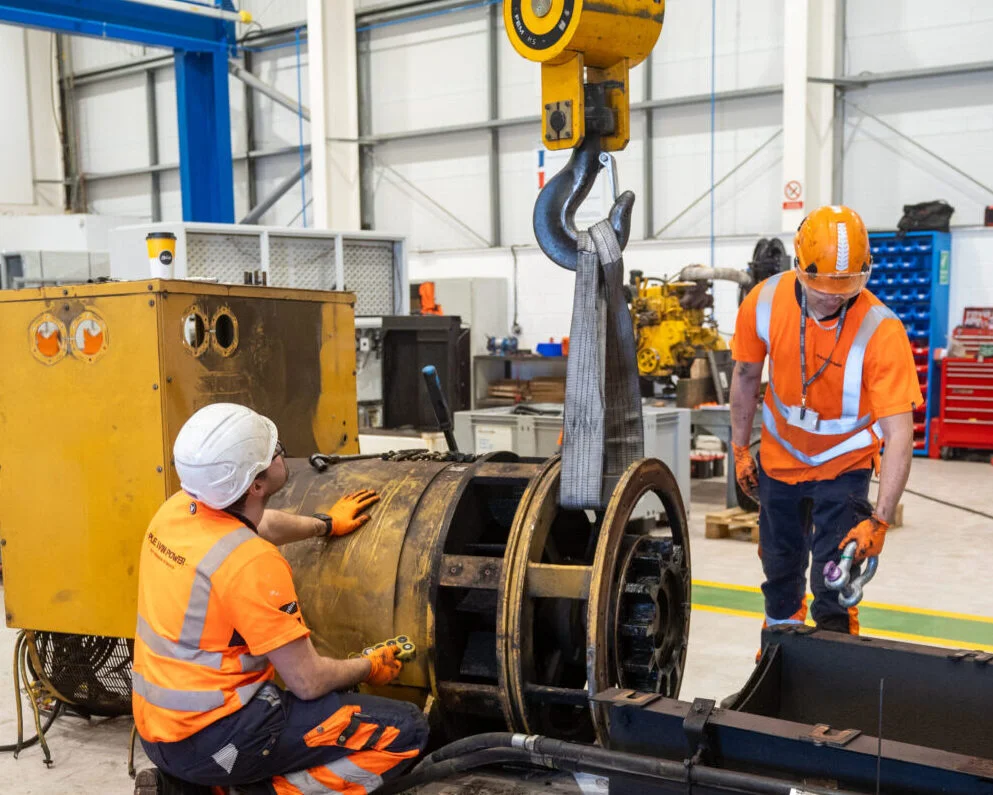 bao duong may phat dien shangchai 4