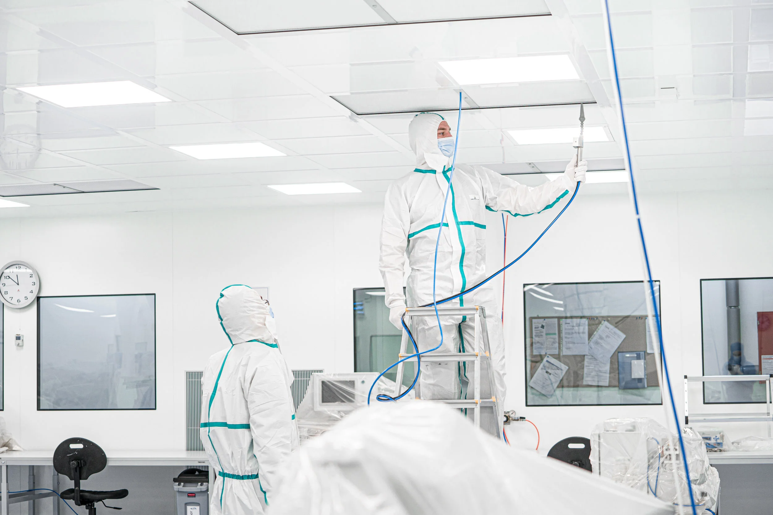 quy-trinh-ve-sinh-phong-sach-chuan-sop