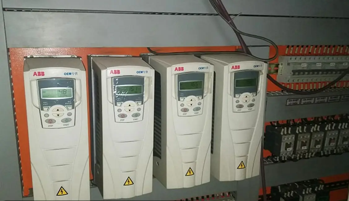 bien-tan-abb-acs355-03e-31a0-4-3