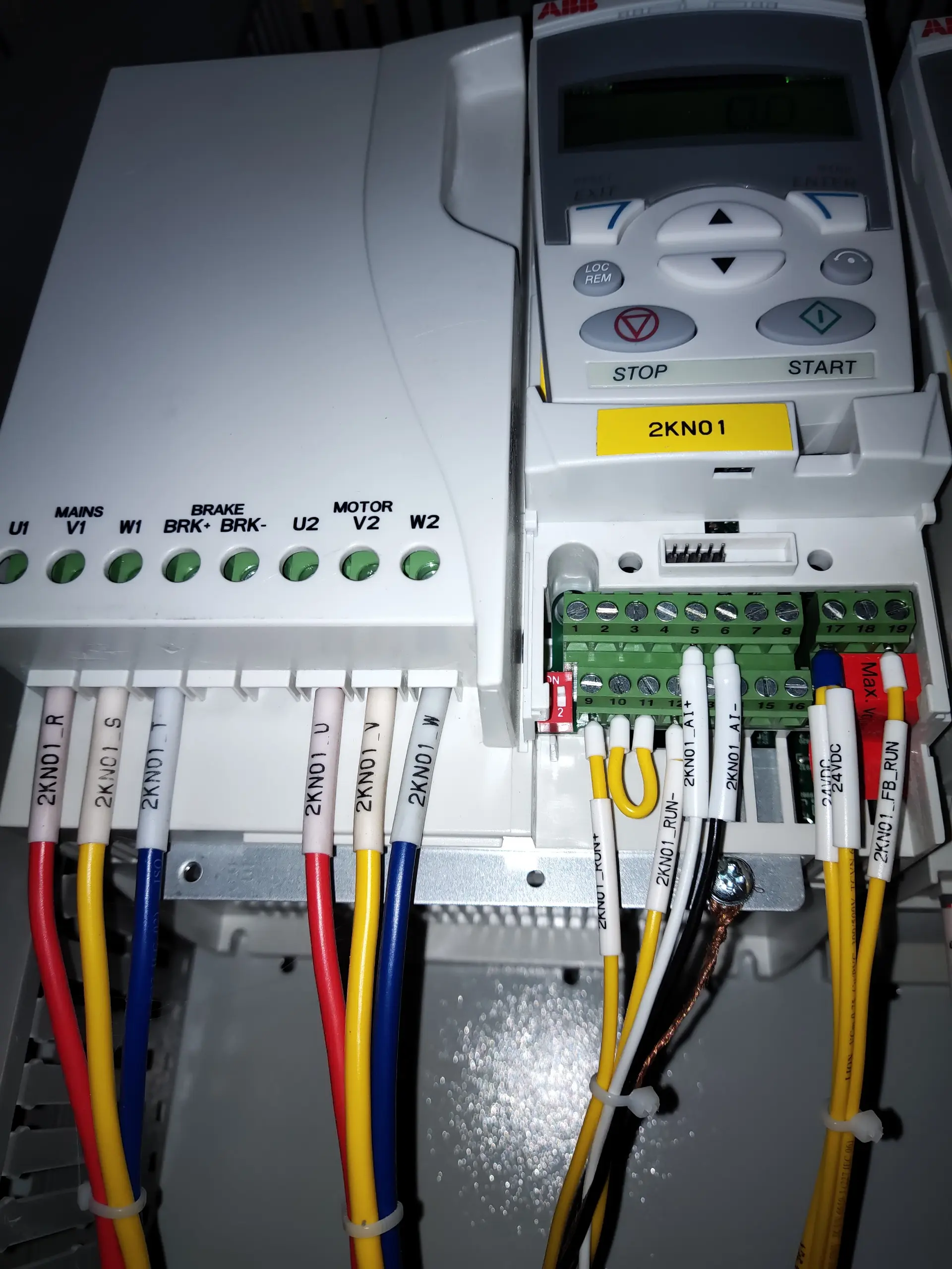 bien-tan-abb-acs355-3