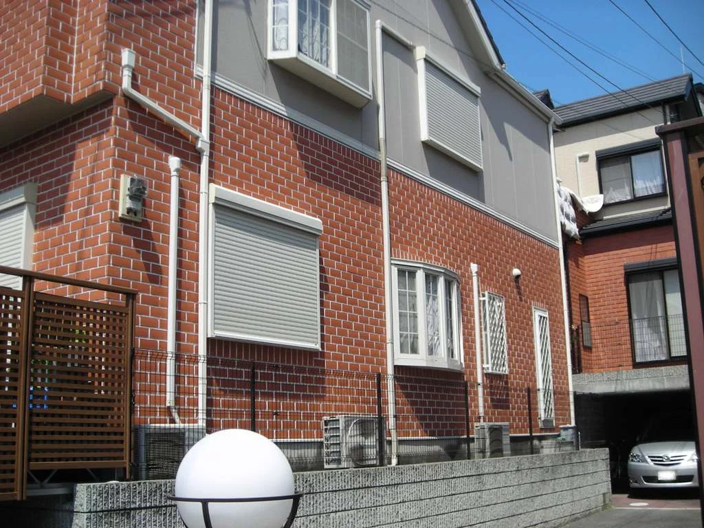 gia-trunking-nhua-dieu-hoa