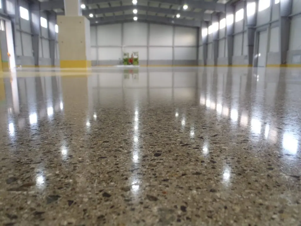 Hóa chất đánh bóng sàn bê tông t
