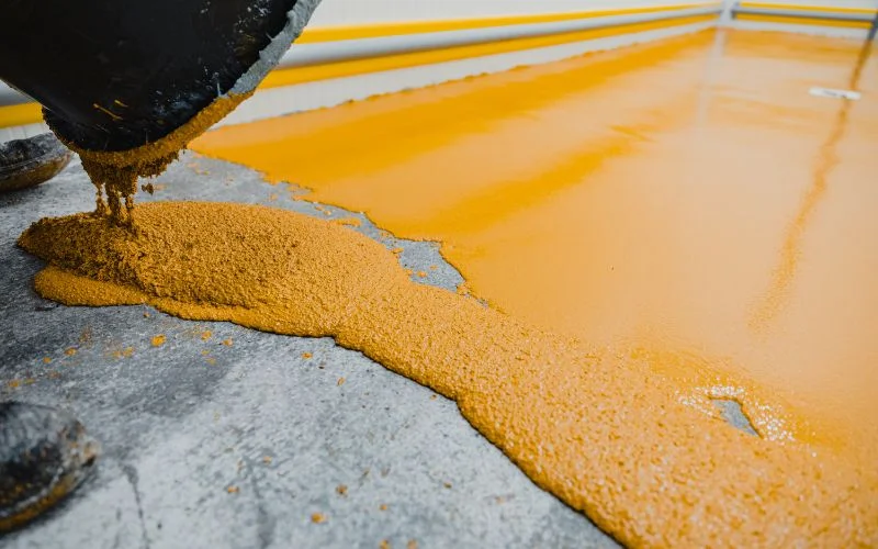 bao-gia-thi-cong-san-polyurethane-moi-nhat-2025