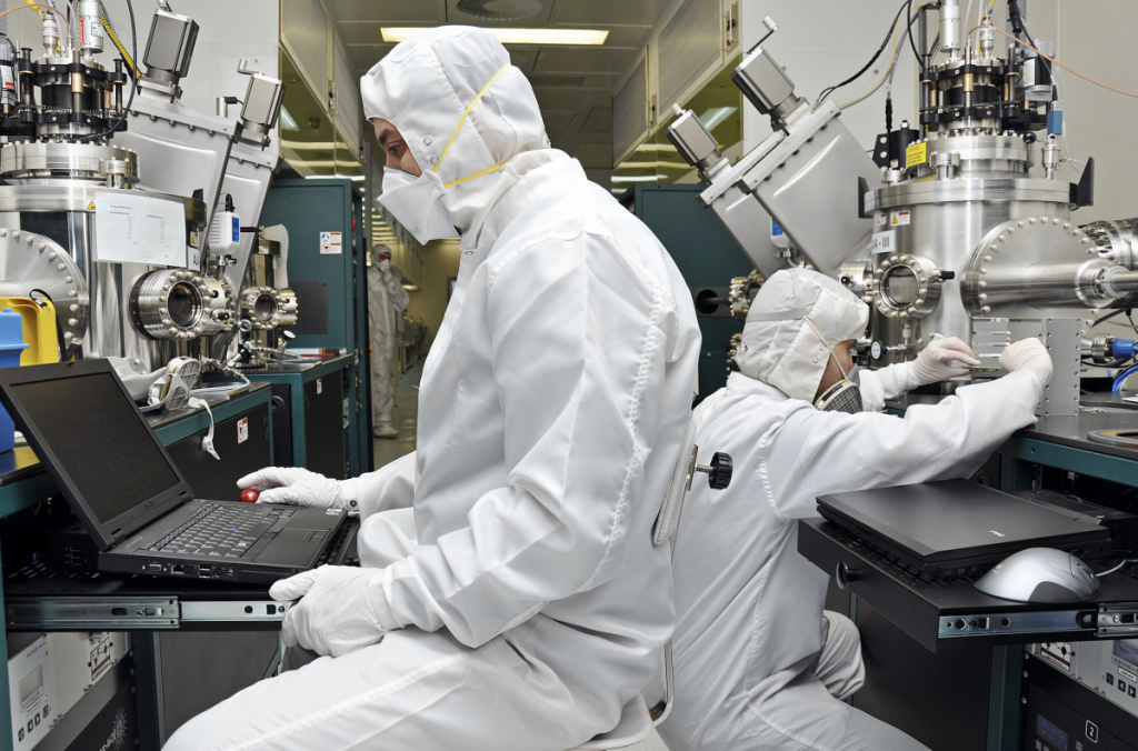 luu-y-quan-trong-trong-van-hanh-va-bao-tri-phong-sach-dien-tu