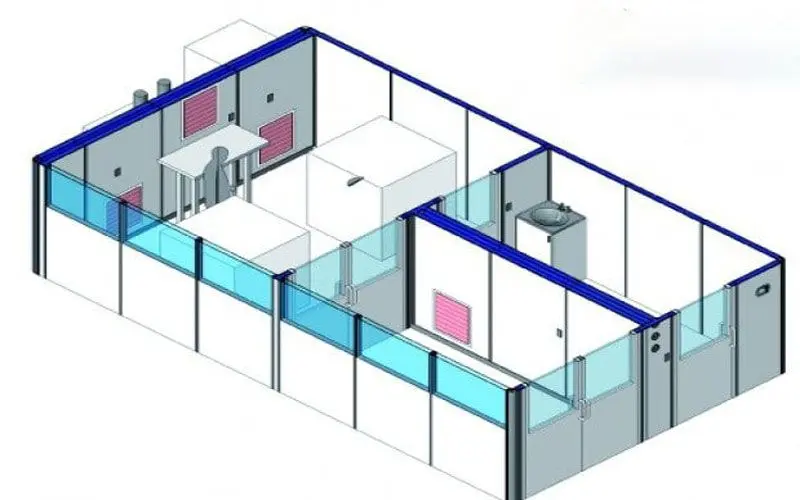 Phòng sạch hoàn chỉnh với các yếu tố kỹ thuật như panel tường, sàn epoxy và hệ thống lọc HEPA trên trần.